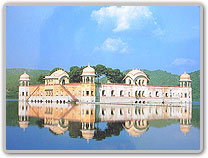 Jaipur - Pushkar – 131 kms (3 hrs)